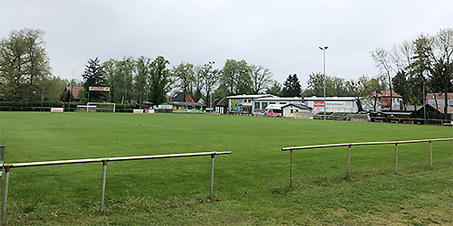 ����������. Sportplatz Leistikowstraße